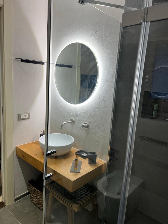 Sikelikos Apartment