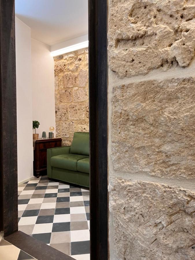 Sikelikos Apartment *